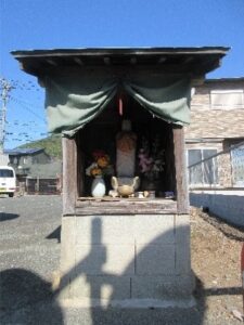 松尾町田中饅頭そば